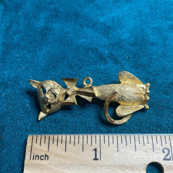 Vintage Retro Gold Tone Kitty Cat Brooch - Picture 5 of 5